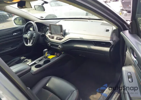 2019 Nissan Altima 2.5 Sv z USA, uszkodzony, nr VIN 1N4BL4DV4KC211495